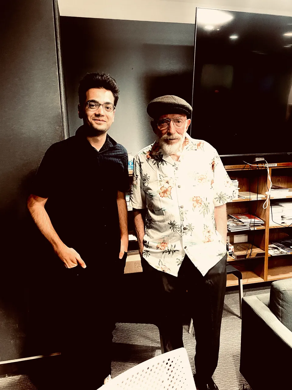 Eren Erberk Erkul with Kip Thorne at Caltech